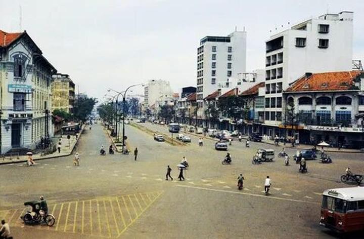 Vươn Cao cùng Hotspot Matrix: Chuyện Thành Công của [Tên Doanh Nghiệp]